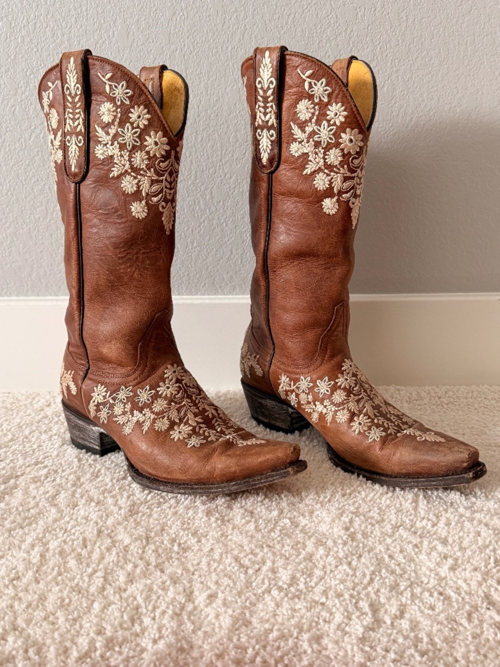 Cavender's Brown Floral Embroidered Women's Cowboy Boots